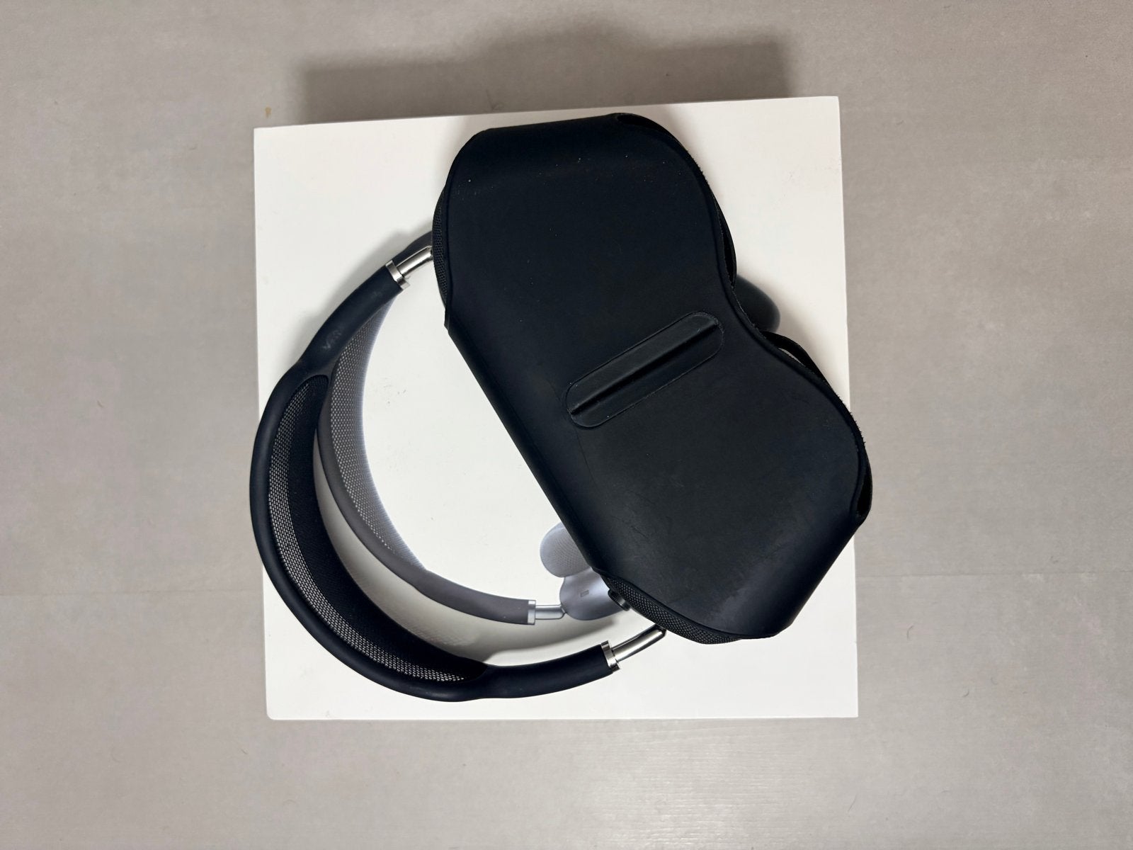 Apple AirPods Max - Spacegrijs met Smart Case