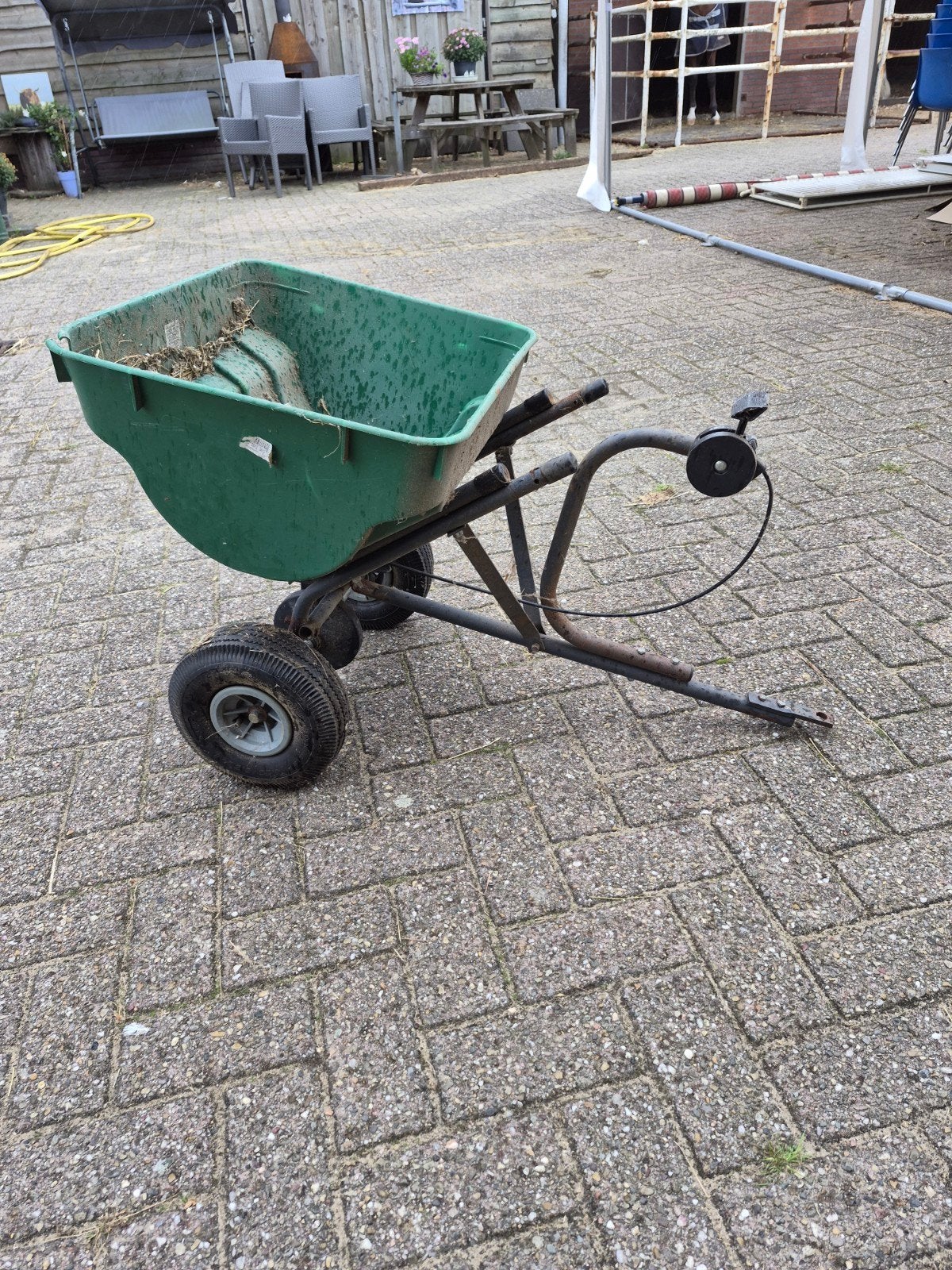 Kunstmeststrooier / zoutstrooier, Ophalen, Gebruikt
