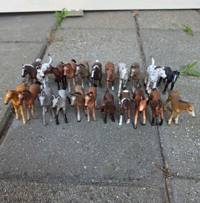 Schleich veulens, Verzamelen, Dierenverzamelingen, Ophalen, Zo goed als nieuw, Paard, Beeldje of Figuurtje