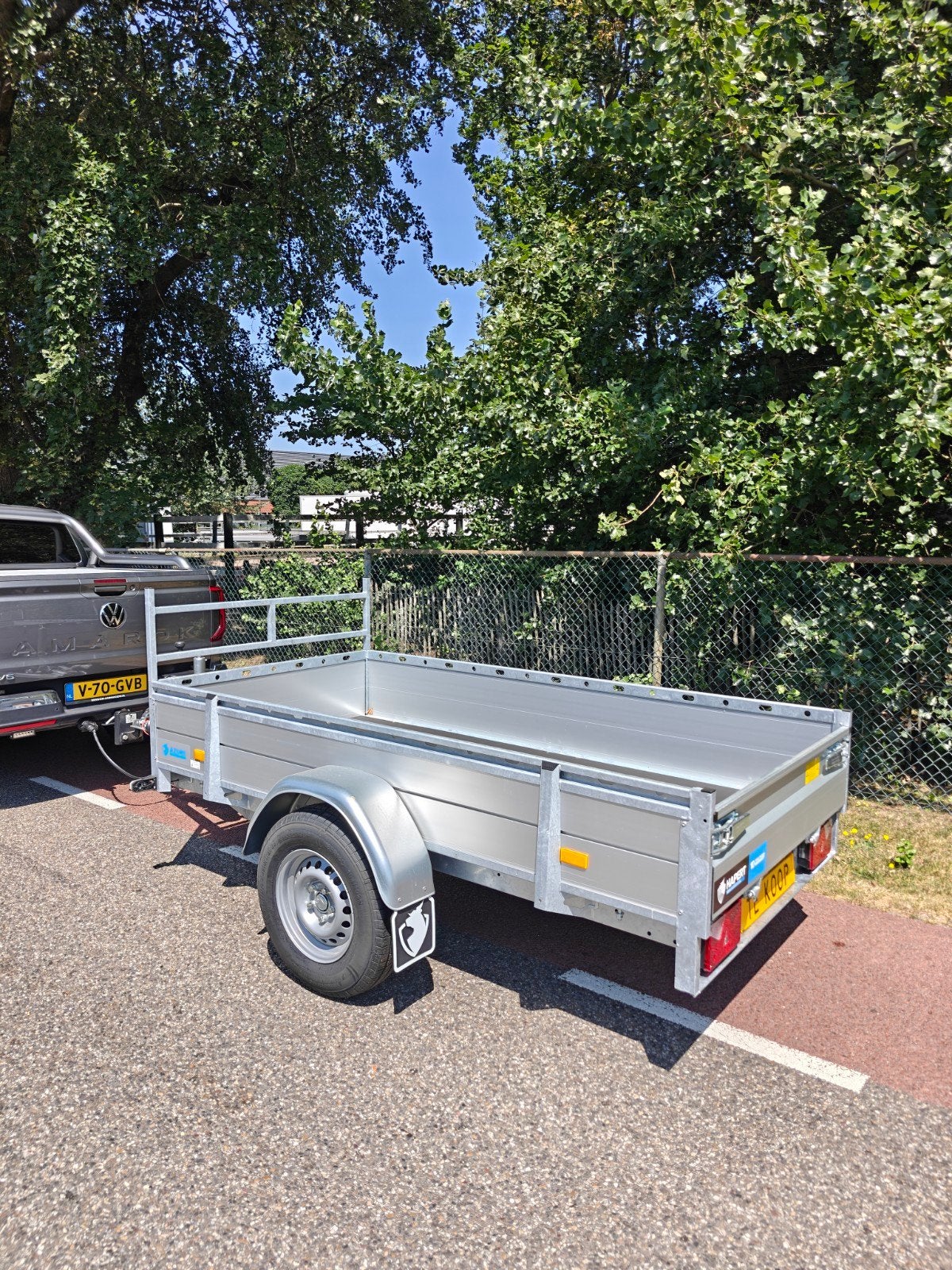 Demo Hapert Bakwagen aanhanger 1350KG, Auto diversen, Aanhangers en Bagagewagens, Ophalen of Verzenden, Zo goed als nieuw