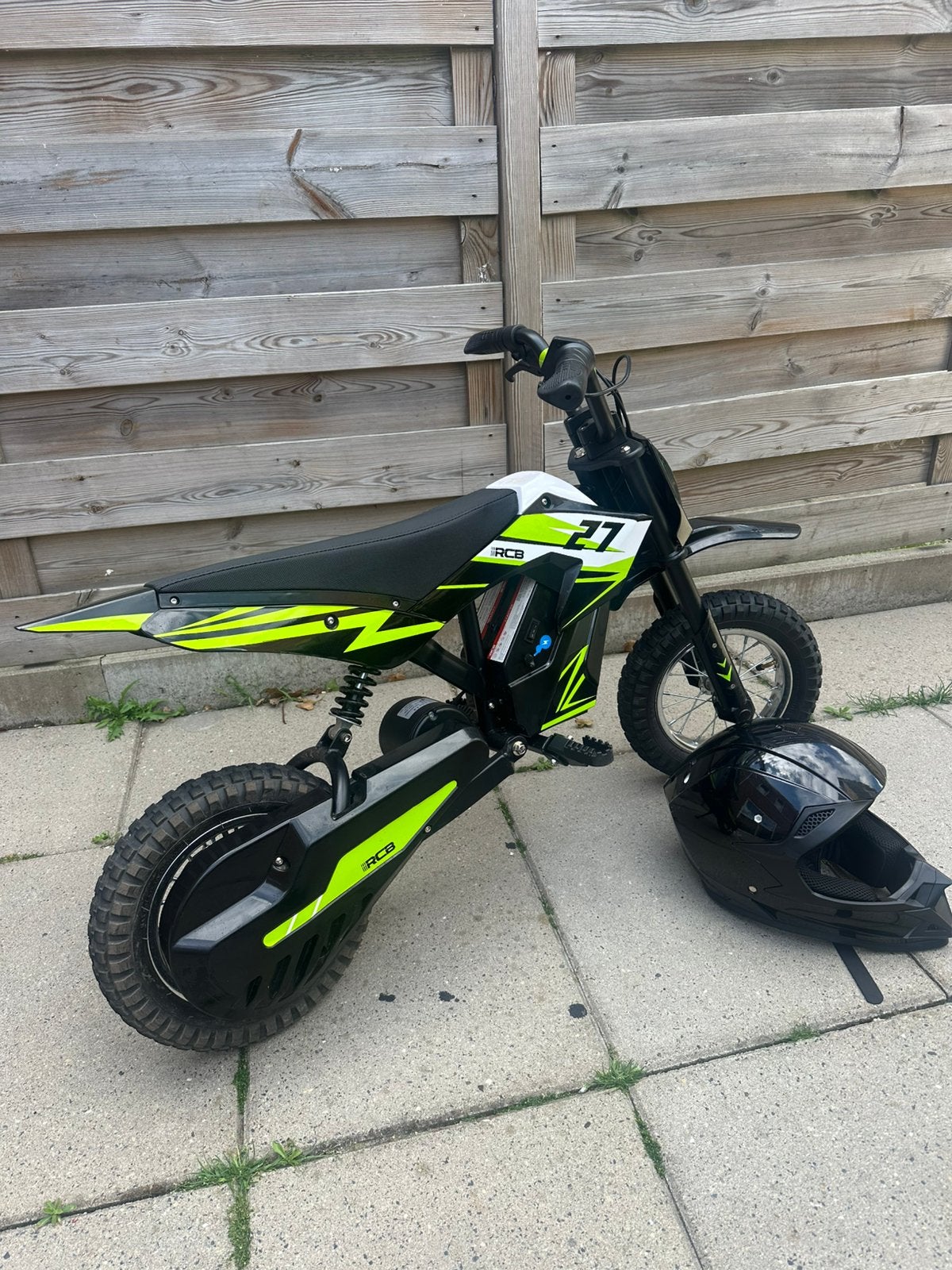 Kinder motor cross bike 1 mand oud, Fietsen en Brommers, Minibikes, Midibikes en Pitbikes, Ophalen, Zo goed als nieuw, Overige typen