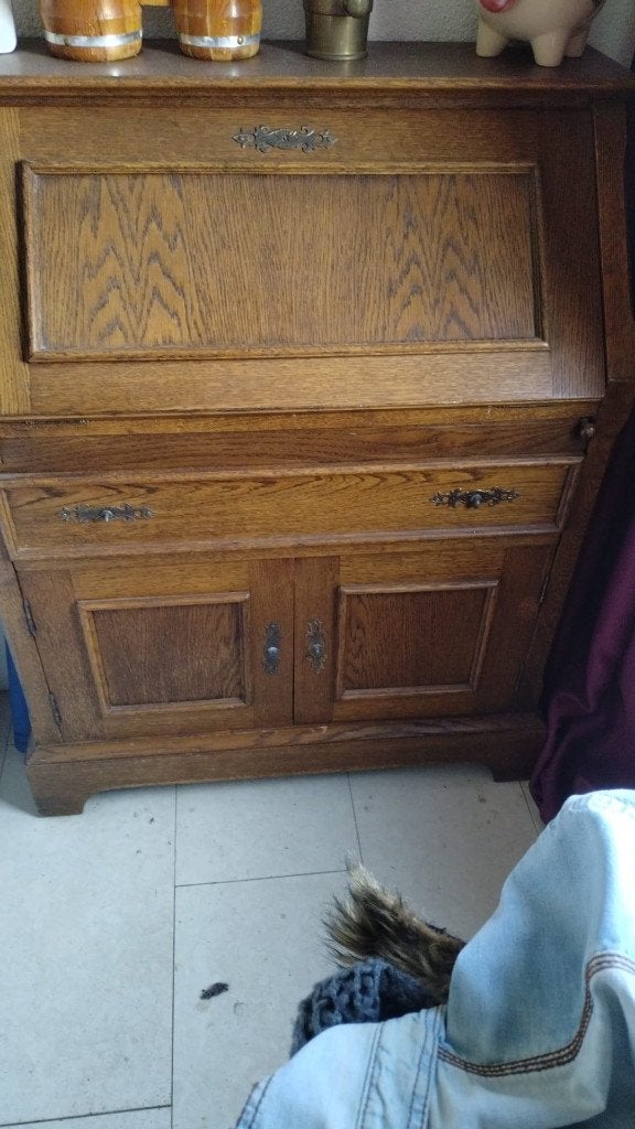 EIKEN SECRETAIRE, Ophalen, Gebruikt