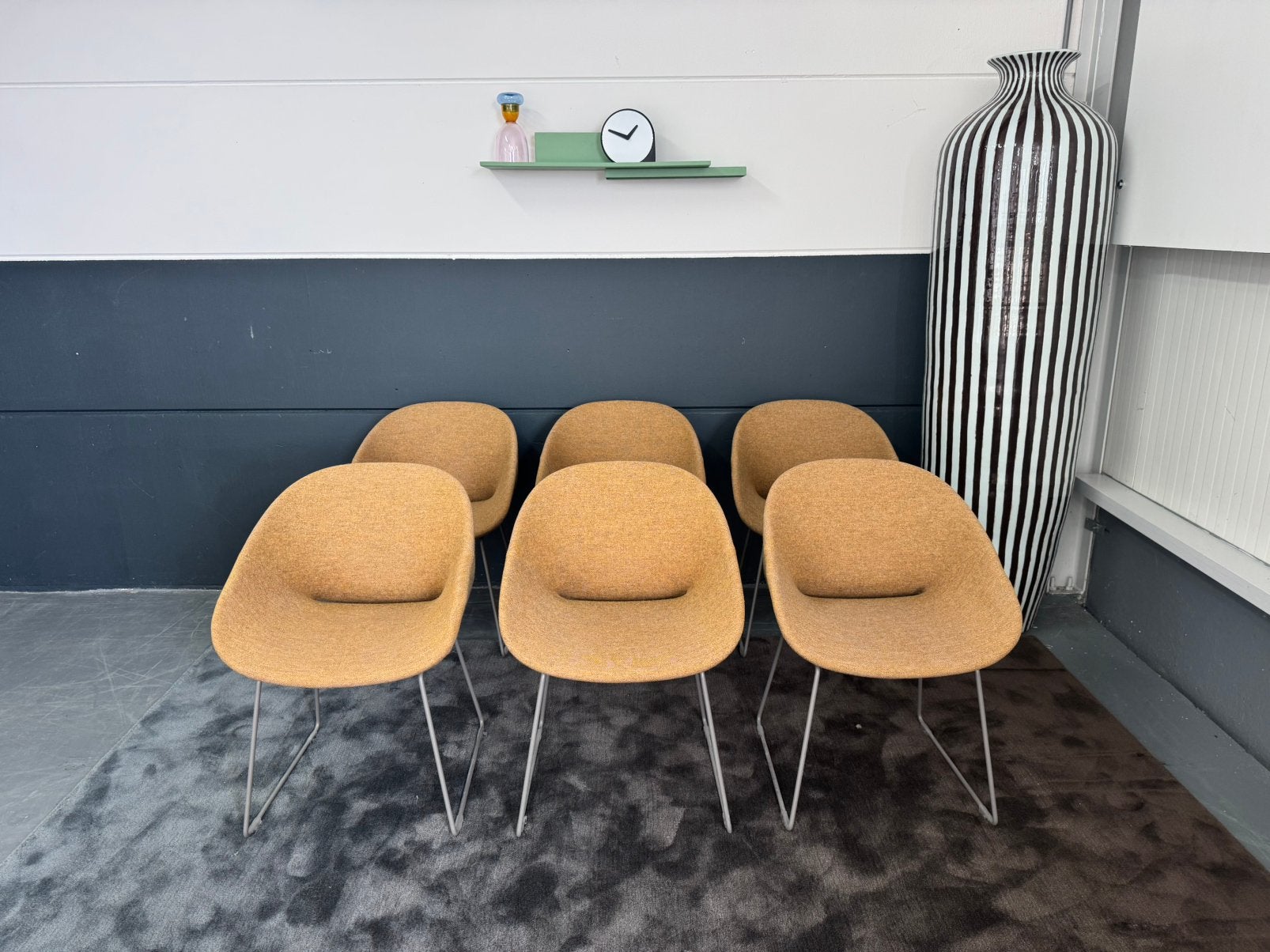 (2x) Showroommodel Artifort Beso eetkamerstoel | Amdal 480, Huis en Inrichting, Stoelen, Zo goed als nieuw, Twee, Stof, Overige kleuren