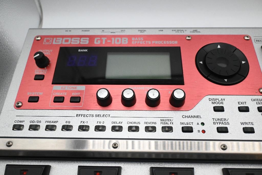 Boss GT10B Bass Effects Prosessor