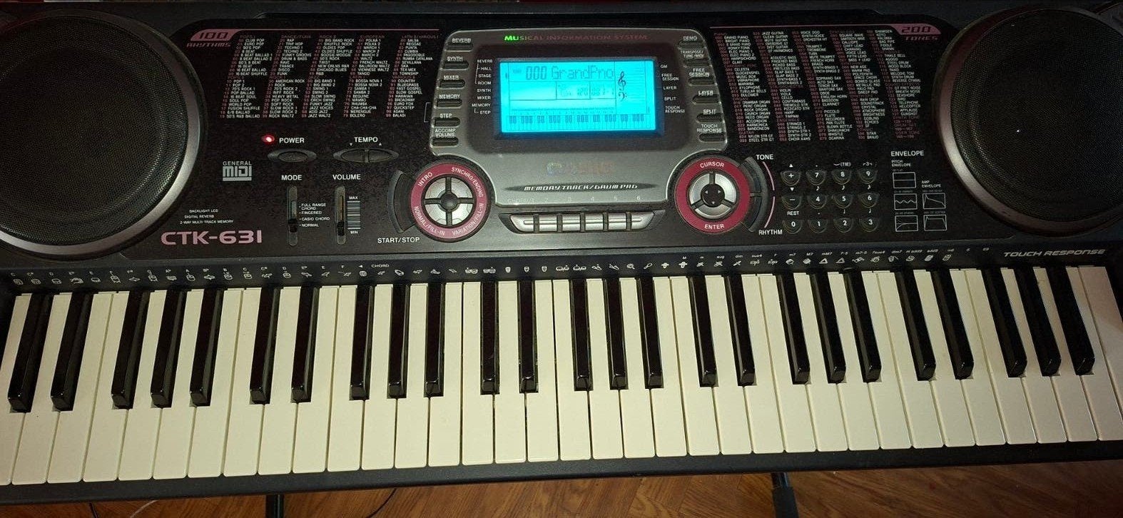 Casio CTK-631 Keyboard met Statief en MIDI-aansluiting, Ophalen, Casio, 61 toetsen, Zo goed als nieuw