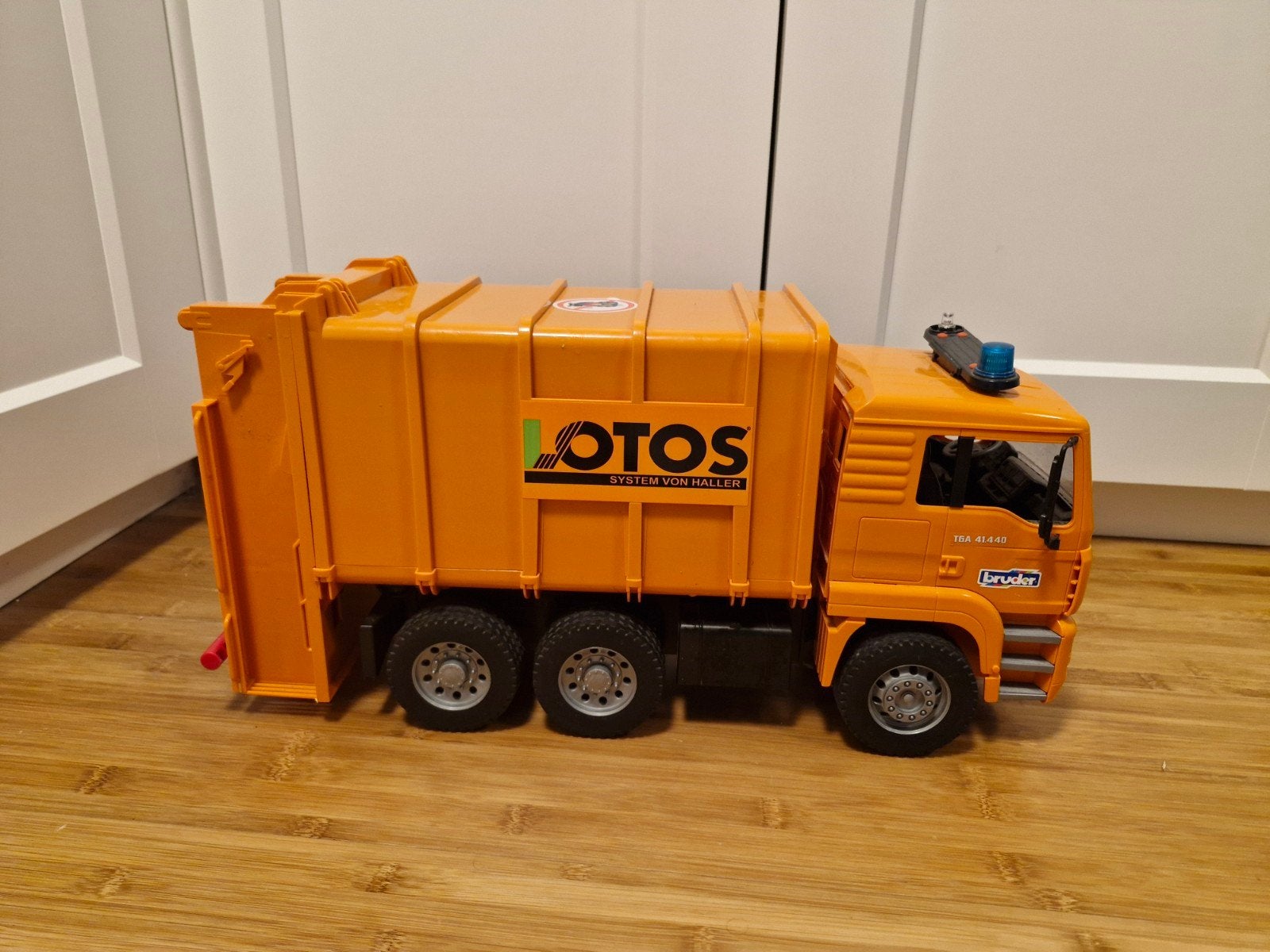Bruder MAN vuilniswagen 03760 met vuilnisbak, Ophalen of Verzenden, Gebruikt
