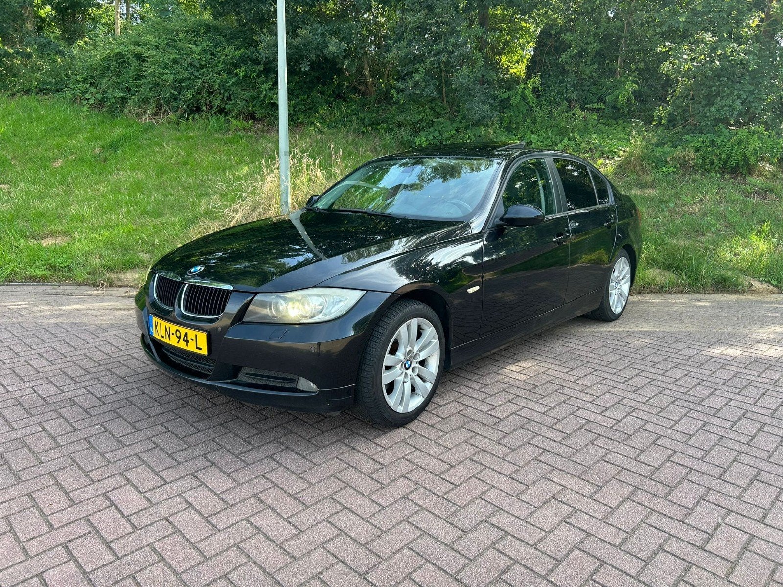 BMW 320d 177 PK High Executive Automaat Leder Schuifdak! , Auto's, BMW, Automaat, 745 kg, Achterwielaandrijving, 1995 cc