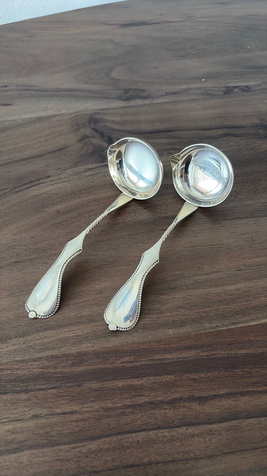 2 Zilveren saus lepels, Ophalen of Verzenden, Zilver