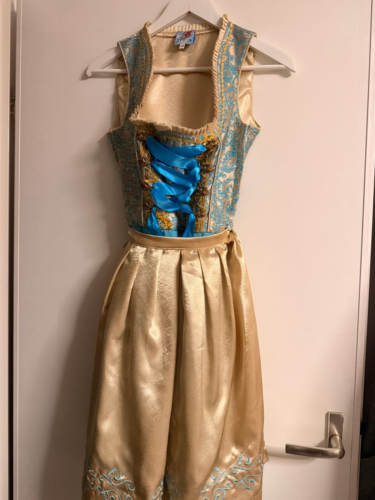 Oktoberfest, Ophalen of Verzenden, Zo goed als nieuw, Maat 34 (XS) of kleiner, Carnaval