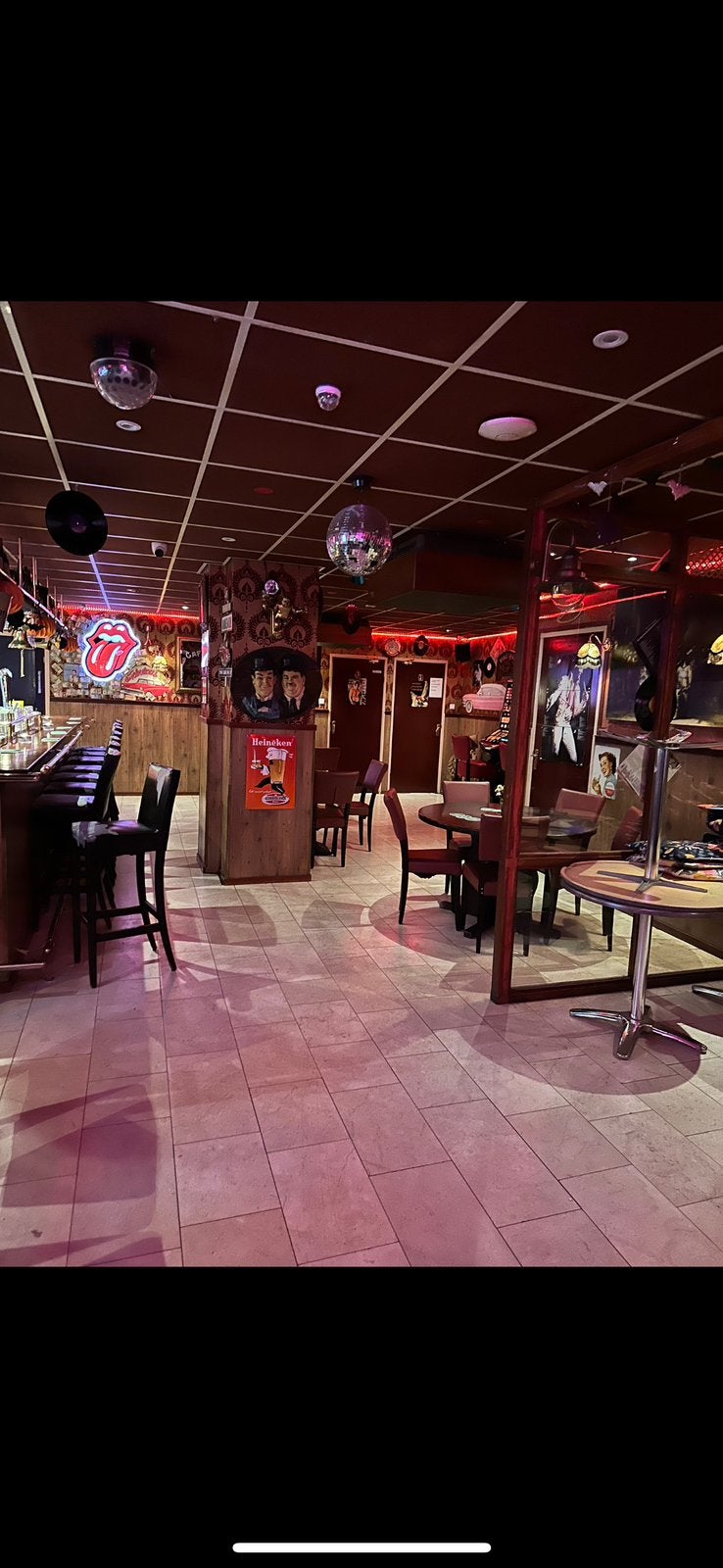 Horeca personeel gezocht voor cafe de witte ruiter, Vacatures, Vacatures | Horeca en Catering, Overige niveaus, Starter, Overige vormen