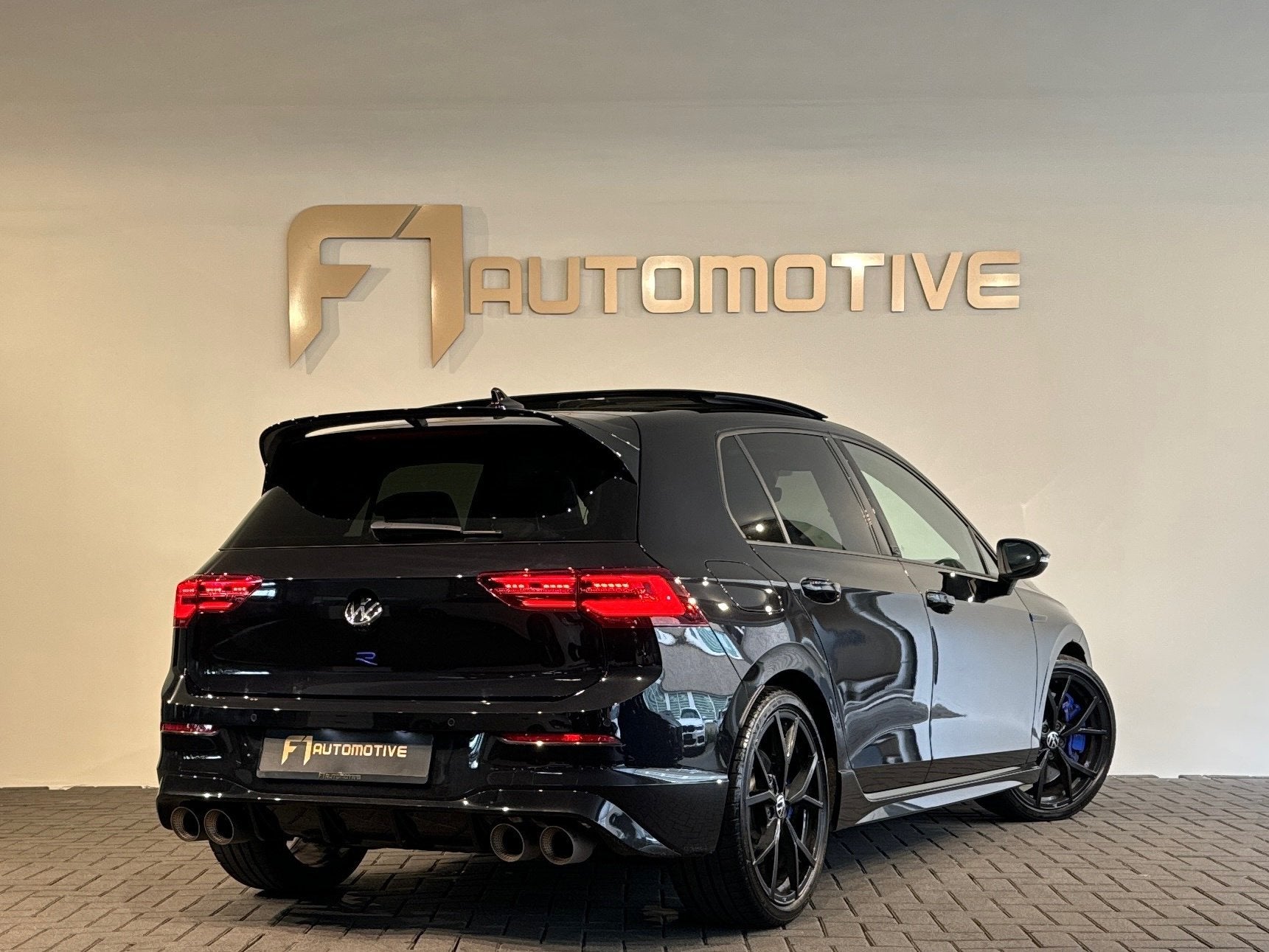 Volkswagen GOLF 2.0 TSI R 4M 20Jahre Performance Pano|Akrapo, Auto's, Automaat, Gebruikt, 4 cilinders, 1984 cc
