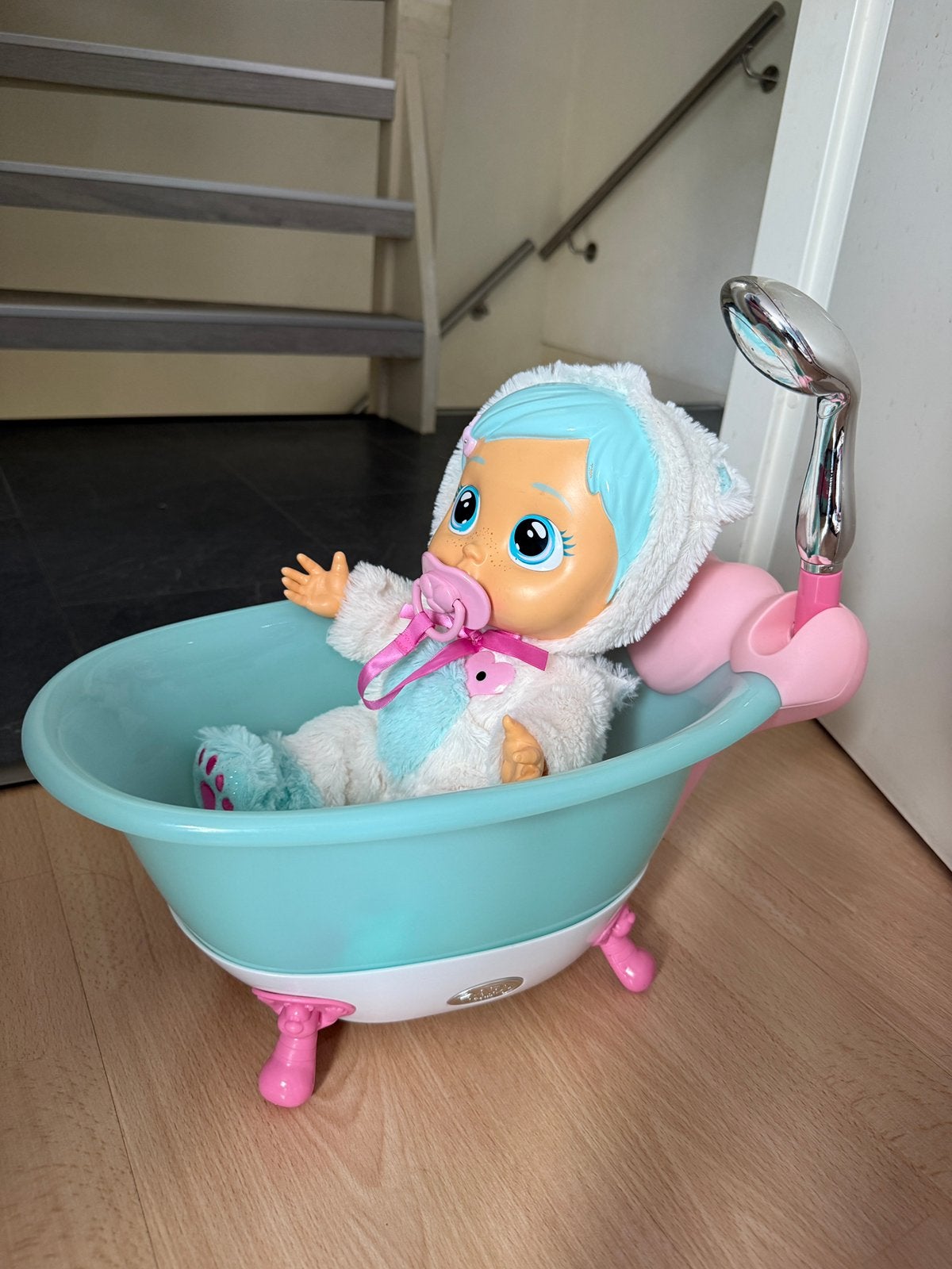 Baby born bath tub, Kinderen en Baby's, Speelgoed | Poppen, Ophalen of Verzenden, Zo goed als nieuw, Babypop