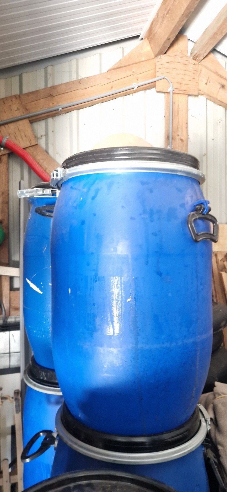 Zo goed als nieuwe tonnen, met deksel, goed afsluitbaar!, 75 tot 150 liter, Ophalen, Zo goed als nieuw, Kunststof