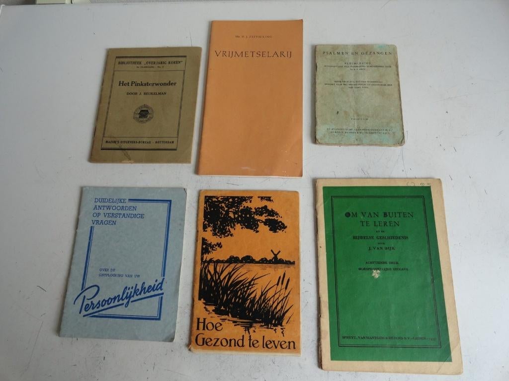 Religieuze antieke boekjes, vrijmetselarij, psalmen etc, Antiek en Kunst, Antiek | Religie, Ophalen of Verzenden