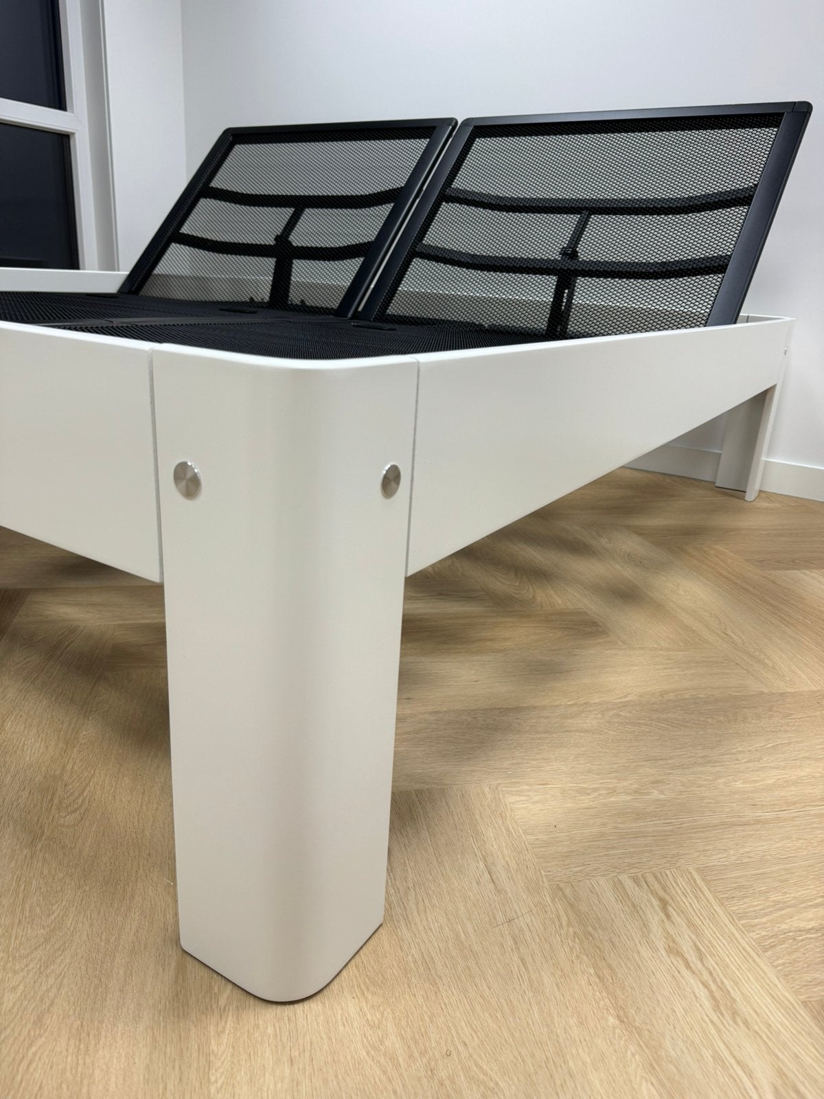 Showroommodel: Auping Auronde 180x200 Pure White 2M (-50%!), De BeddenHal, Verstelbaar, Wit, Tweepersoons