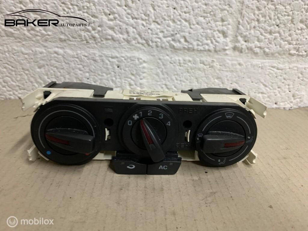 Kachelbedieningspaneel Seat Ibiza 6J ('08-'17) 6J0820045A, Gebruikt, Ophalen of Verzenden, Seat, Seat