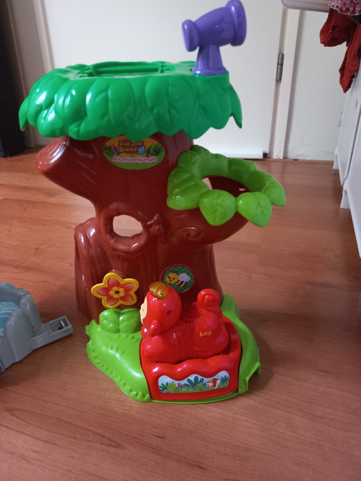 Zoef zoef dieren avonturen jungle en toet toet autobaan, Kinderen en Baby's, Ophalen, 2 tot 4 jaar
