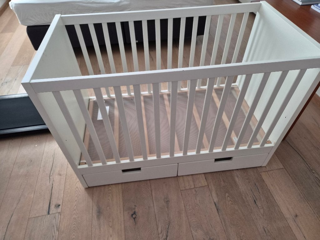 Wit Ikea babybed / ledikant., Ophalen, Gebruikt, Ledikant