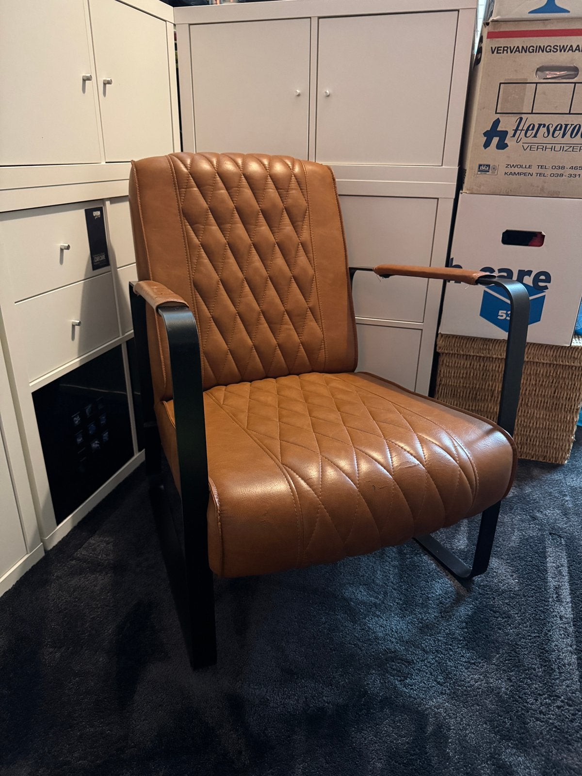 Fauteuil met bruin sky-leder van eijerkamp, Huis en Inrichting, Fauteuils, Ophalen, Minder dan 75 cm, Zo goed als nieuw, Leer