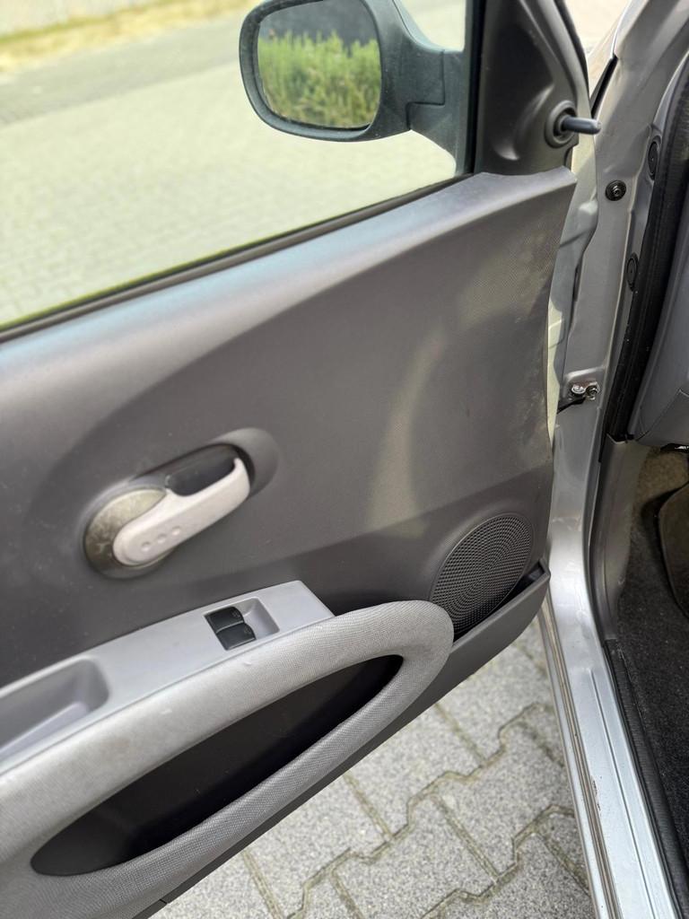 Nissan Micra 1.2 Visia, Auto's, 15 km/l, 4 cilinders, Airbags, 1240 cc