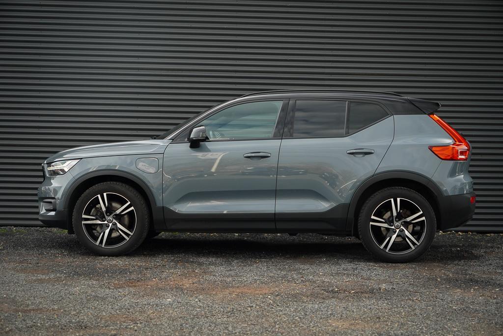 Volvo XC40 1.5 T5 Recharge R-Design / Pano / NL Auto / 1e Ei, Euro 6, Hybride Elektrisch/Benzine, 3 cilinders, SUV of Terreinwagen