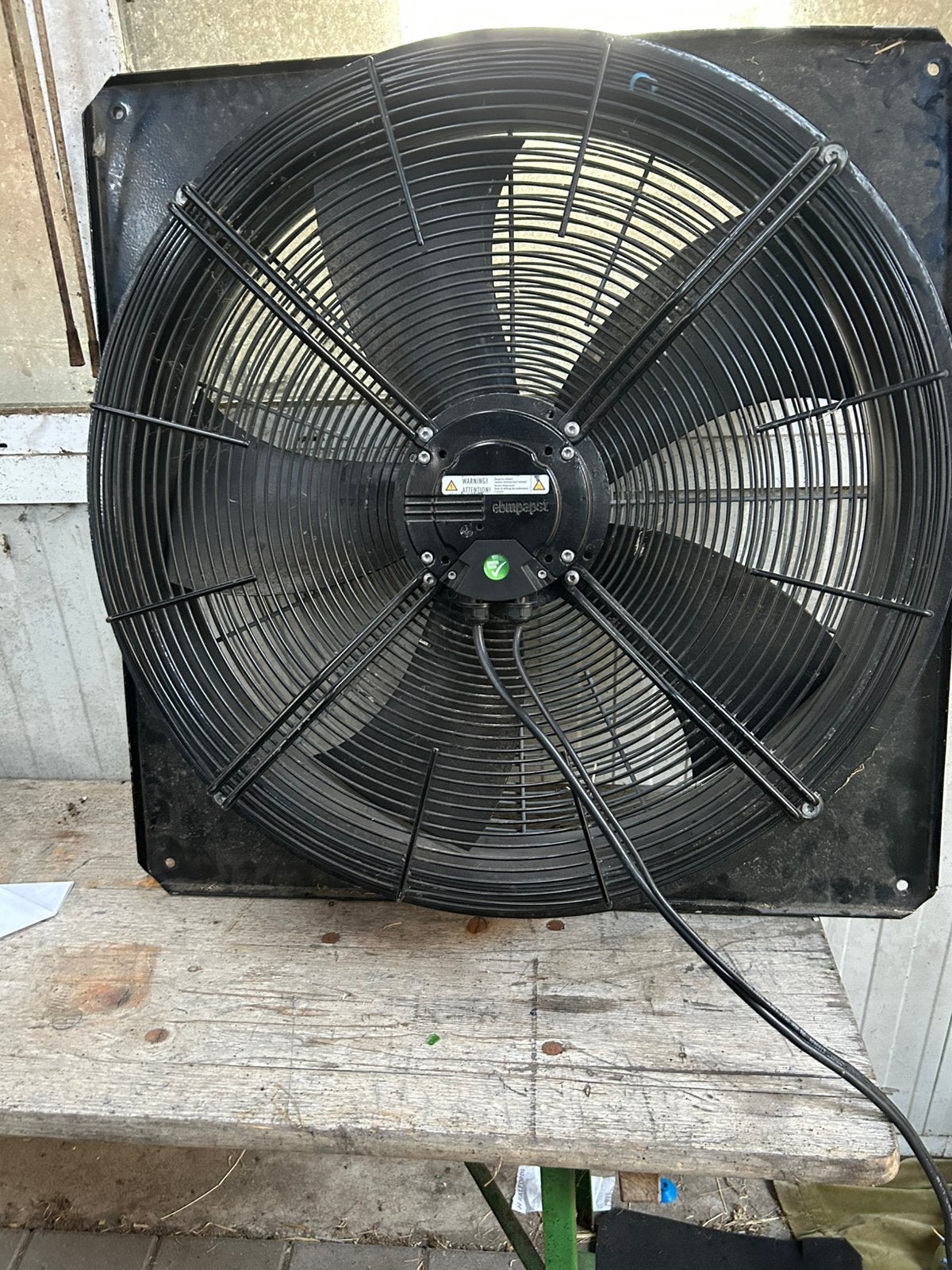Ventilator voor in melkstal, Toebehoren