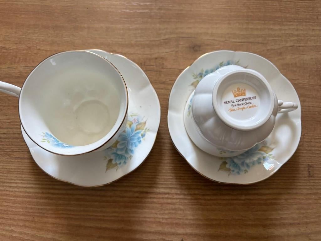 Theekopjes - Royal Canterbury, Ophalen