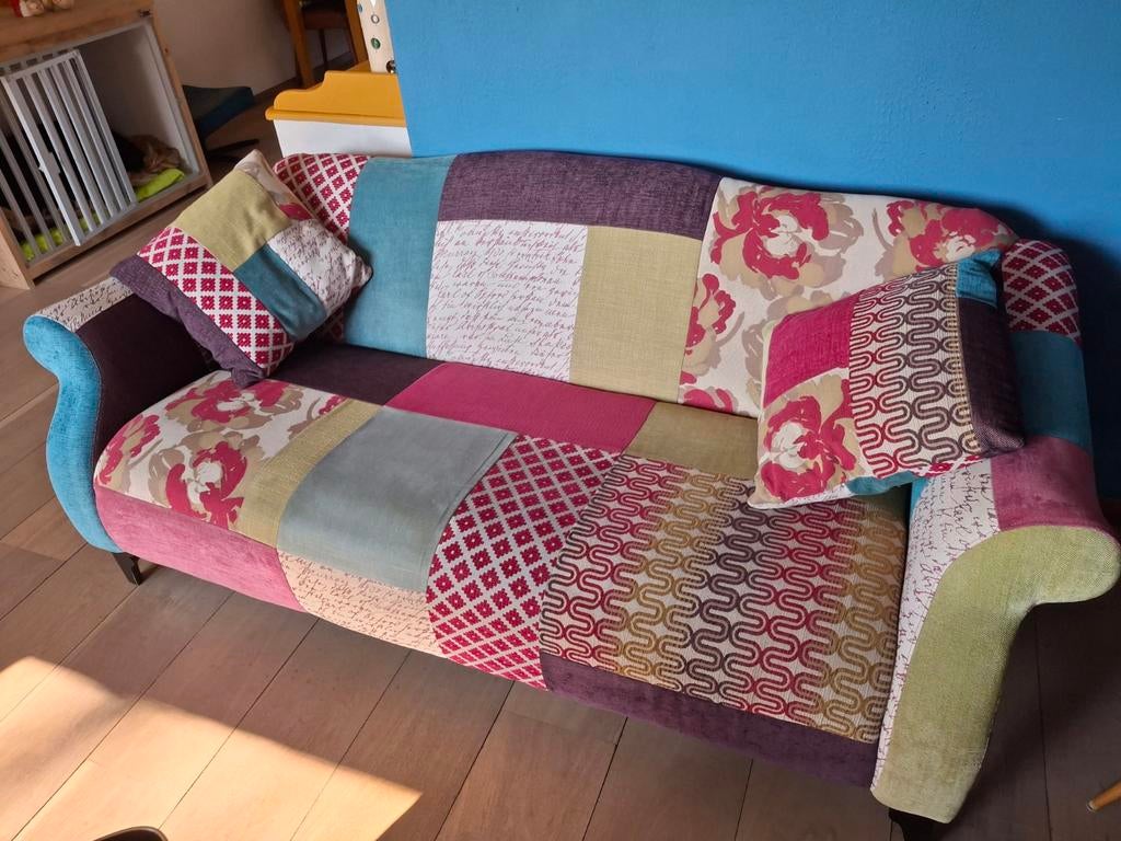 DOE EEN MOOI BOD! Mooie kleurrijke bank!, Huis en Inrichting, Banken | Bankstellen, Gebruikt, Patchwork, kleurrijk, speels, 150 tot 200 cm