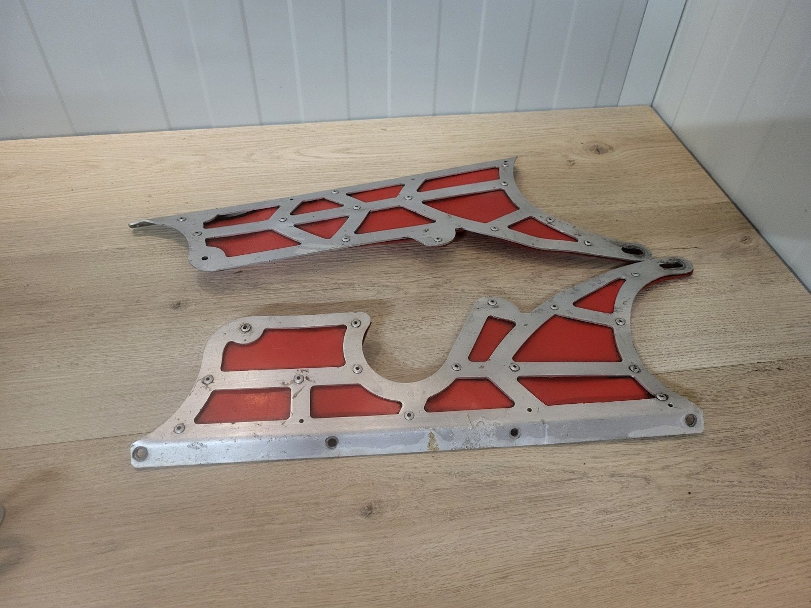 Fg monstertruck zijplaten, Hobby en Vrije tijd, Ophalen of Verzenden, Overige schalen, Benzine, Onderdeel