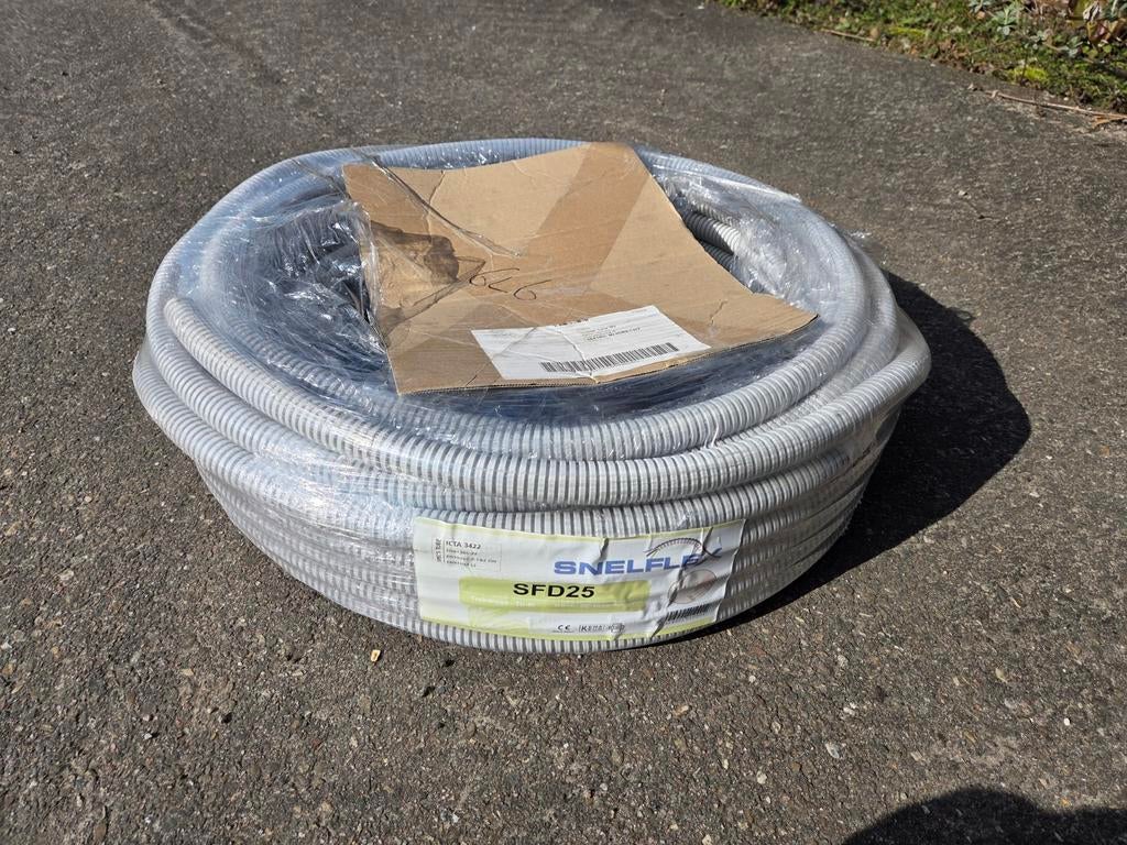 Snelflex mantelbuis dia 25mm, lengte 50m, Doe-het-zelf en Verbouw, Elektra en Kabels, Ophalen of Verzenden, Nieuw, Overige typen