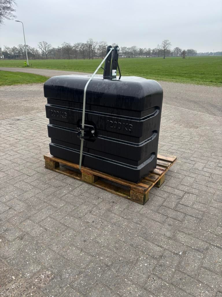 Frontgewicht 1200KG, Ophalen of Verzenden