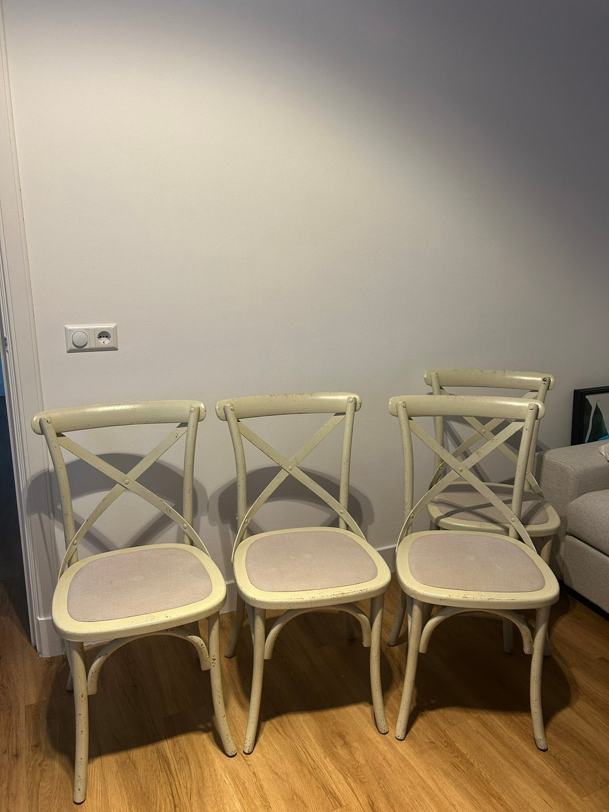 Stoelen x4, Huis en Inrichting, Stoelen, Ophalen, Zo goed als nieuw, Wit
