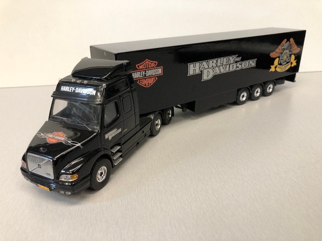 Volvo NH12 Glob. 6x4 Harley Davidson Code 3 1:50, Ophalen of Verzenden, Zo goed als nieuw, Bus of Vrachtwagen, Overige merken