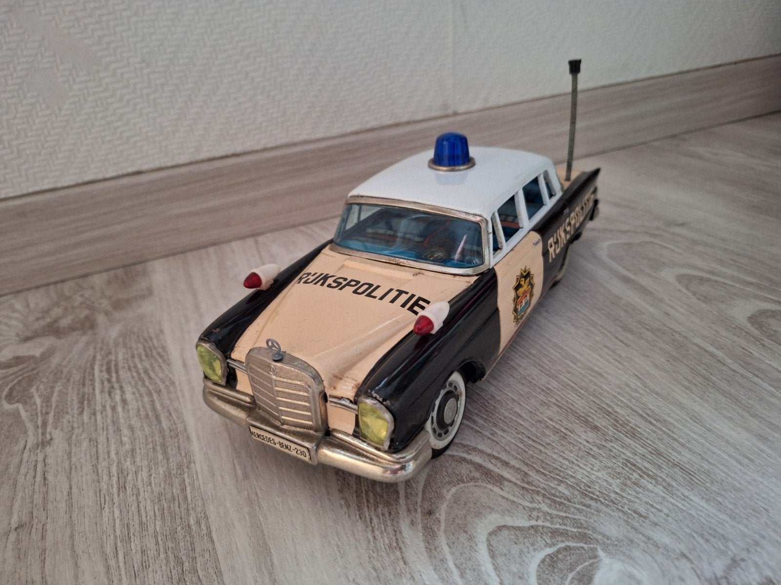 blikken mercedes 220, Antiek en Kunst, Ophalen of Verzenden