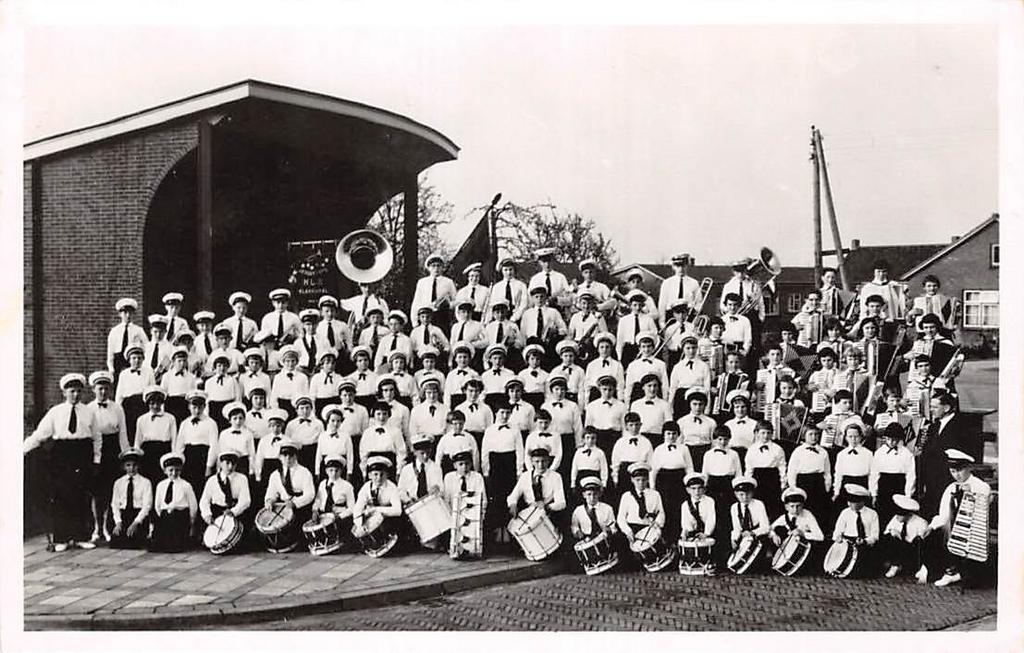 Klaaswaal Jeugdkorps NL. S Muziekkorps Fotokaart, Verzamelen, Ophalen of Verzenden, 1940 tot 1960, Ongelopen, Zuid-Holland