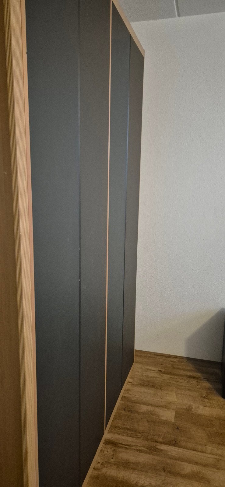 Moderne kledingkast, Ophalen, 200 cm of meer, 150 tot 200 cm, Zo goed als nieuw