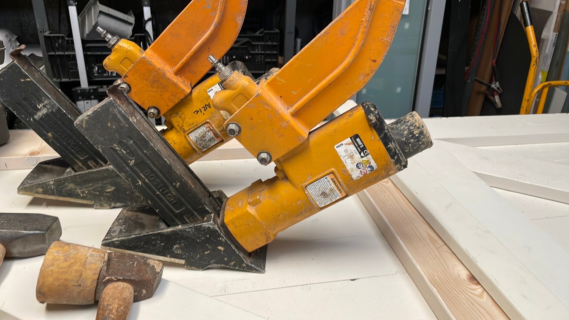 Hand gereedschap voor het vast nagelen van houten vloer, Doe-het-zelf en Verbouw, Gereedschap | Handgereedschap, Ophalen of Verzenden