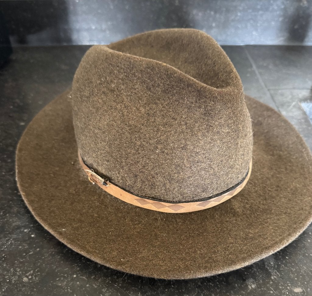 Wollen fedora hoed, leren band met fly, Onbekend, Hoed, Ophalen of Verzenden, 58 of 59 cm (L, 7¼ of ⅜ inch)