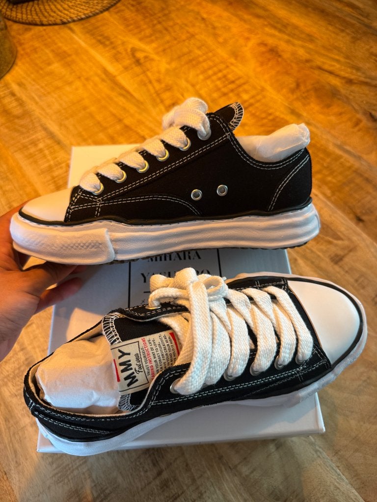 Maison Mihara Yasuhiro Peterson OG Sole Canvas Low Black, Ophalen of Verzenden, Nieuw, Zwart