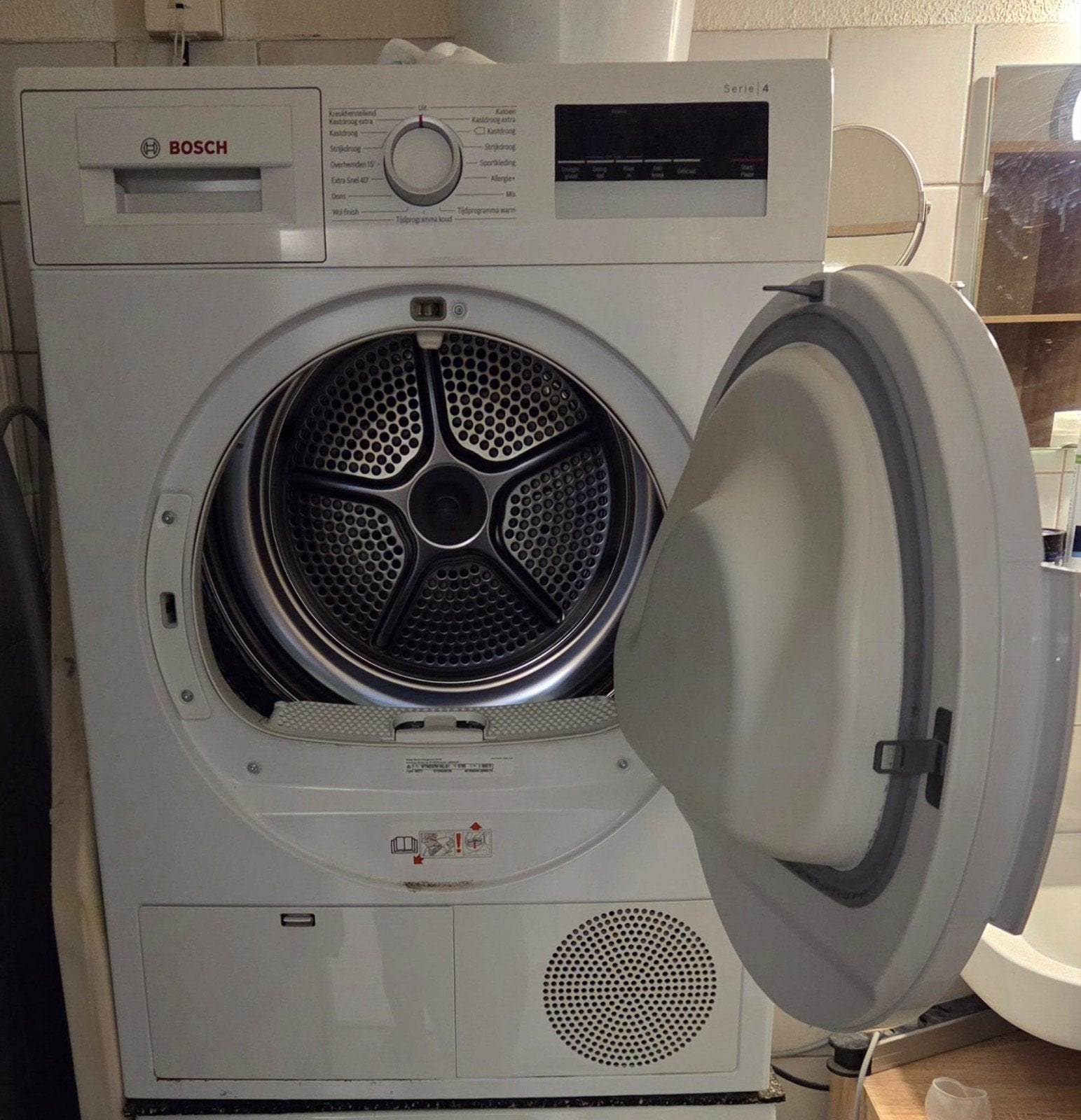 Bosch Serie 4 Condensdroger, Ophalen, 6 tot 8 kg, Gebruikt, Voorlader