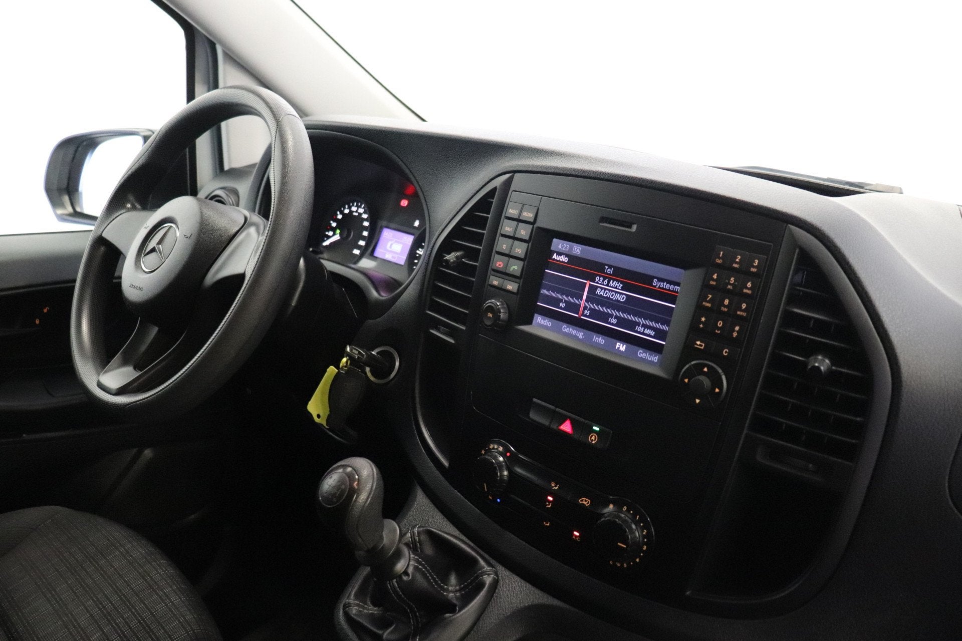 Mercedes-Benz Vito 110 CDI XL EURO 6 - Airco - Camera - €1, Voorwielaandrijving, Gebruikt, 4 cilinders, Wit