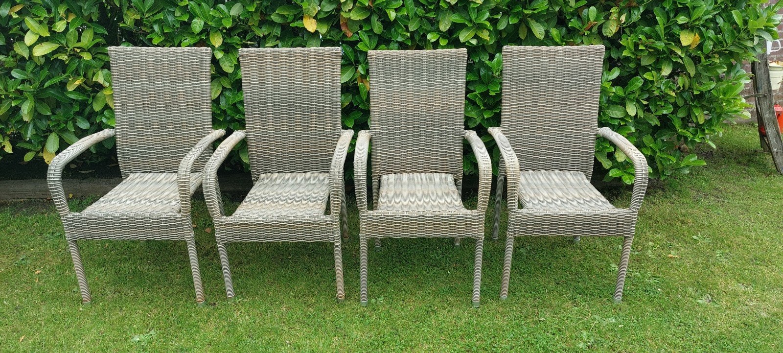 Tuinstoelen 4 stuks z.g.a.n. Stapelbaar, Tuin en Terras, Tuinstoelen, Ophalen, Gebruikt, Rotan, Stapelbaar