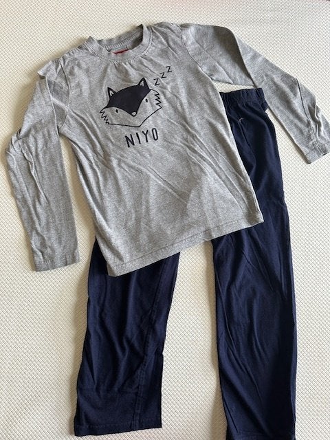 Pyjama , maat 116 / 122 zo goed als nieuw (N815), Kinderen en Baby's, Kinderkleding | Maat 116, Nacht- of Onderkleding, Ophalen of Verzenden