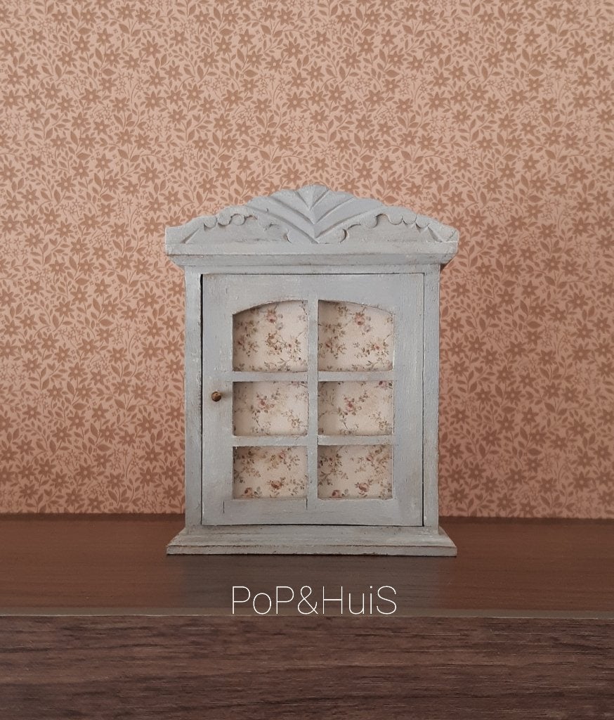 Brocant kastje, Ophalen of Verzenden, Zo goed als nieuw, Poppenhuis