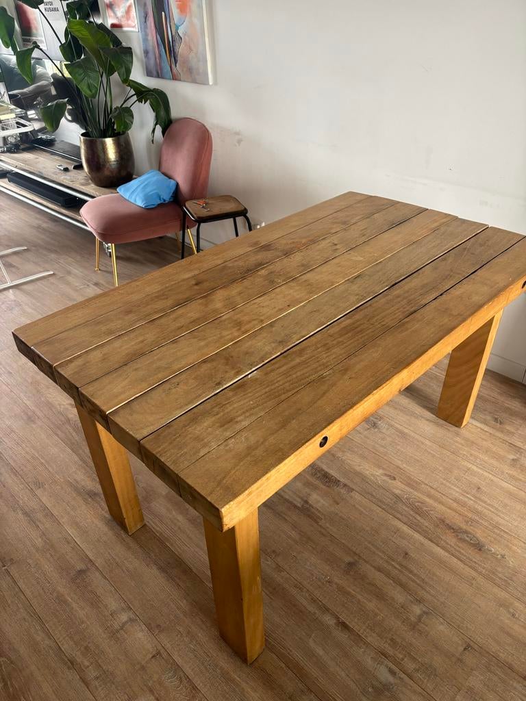 Robuuste houten eettafel - Perfect voor gezellige diners, Huis en Inrichting, Tafels | Eettafels, Ophalen, Hout, industrieel, Gebruikt
