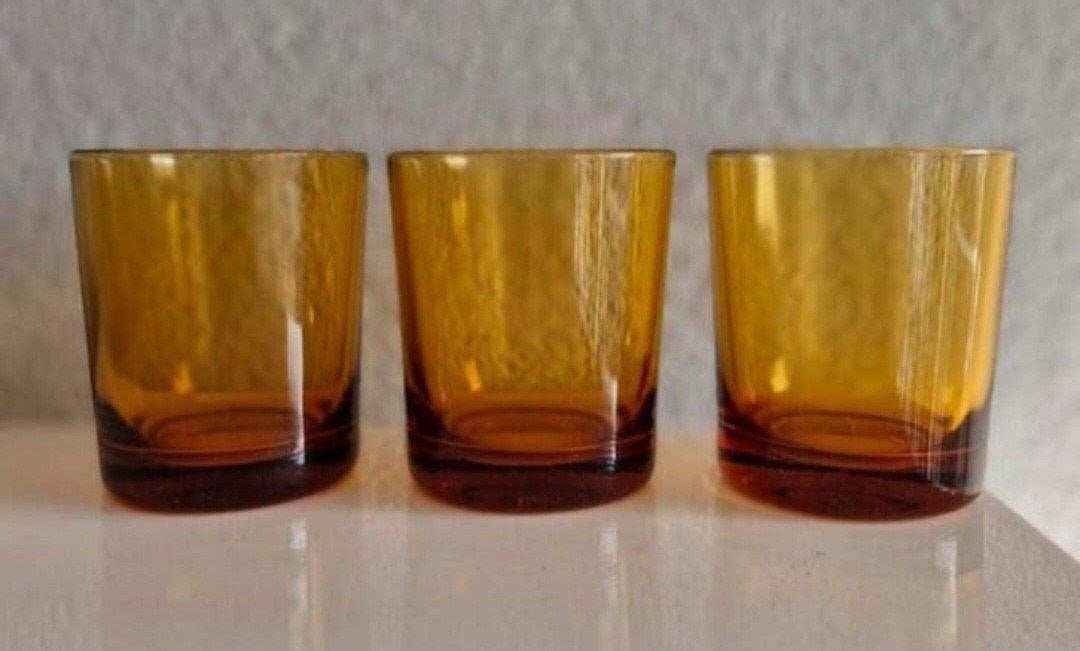 Drie Amber kleurige Arcoroc waterglazen, Ophalen of Verzenden, Zo goed als nieuw, Overige typen