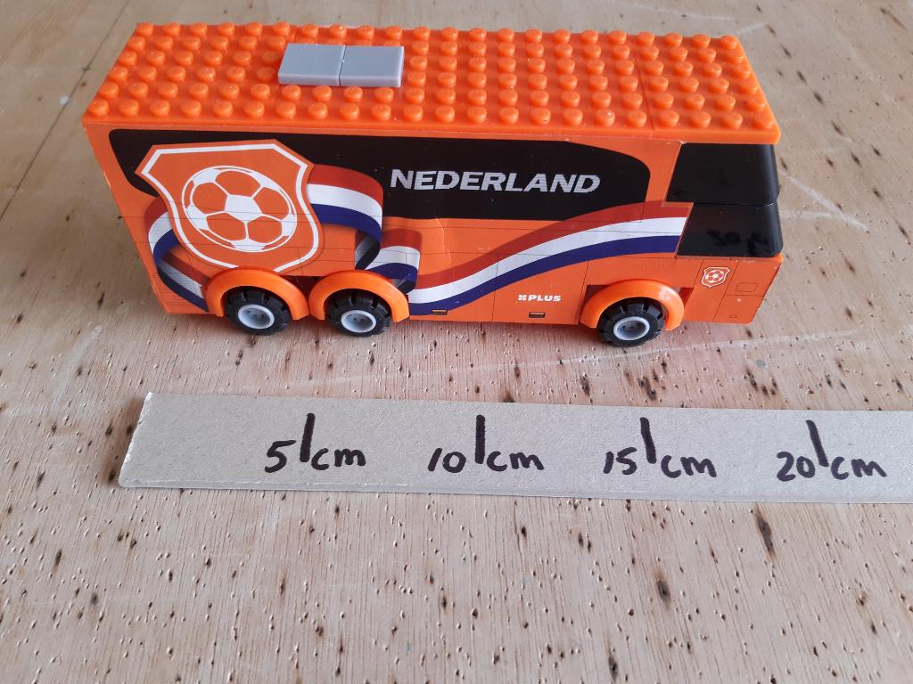 Spelersbus Plus Lego steentjes Oranje 20cm lang Nederland, Ophalen of Verzenden, Gebruikt