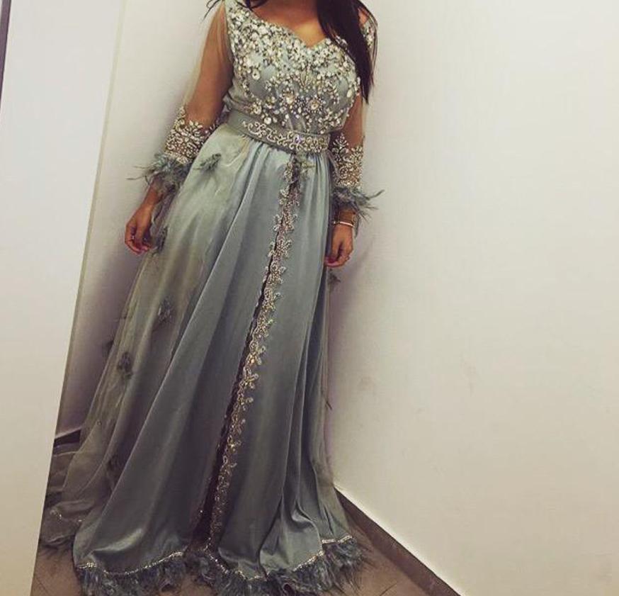 Elegante Galajurk/takshita met Veren - Maat XS/S/M, Kleding | Dames, Gelegenheidskleding, Galajurk, Blauw, Ophalen of Verzenden