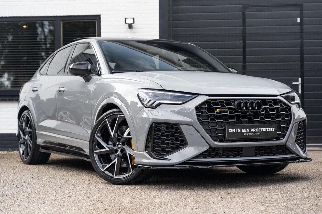 Audi RS Q3 RSQ3 2.5 TFSI Pano Matrix Carbon 360 B&O Sfeer, Auto's, Audi, Automaat, Gebruikt, 1675 kg, Bedrijf