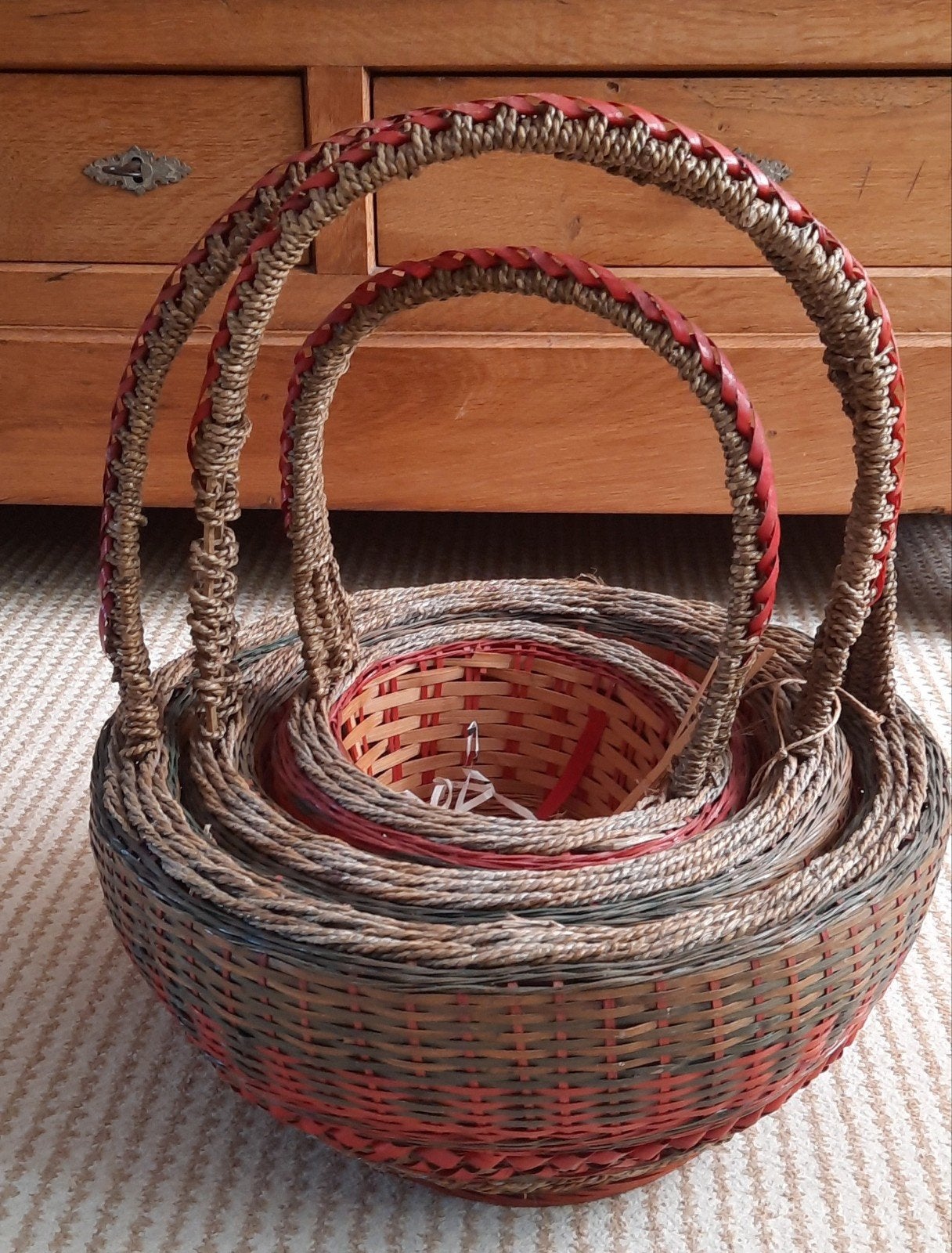 Set van 3 vintage manden - handgemaakt, Ophalen of Verzenden, Zo goed als nieuw, Rond, Riet